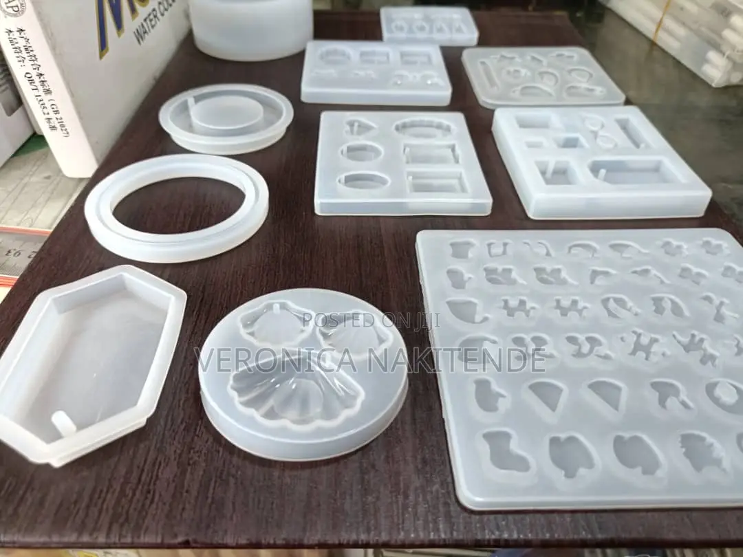 Epoxy~Resin Silcon Molds for Designing 3d, Ornaments