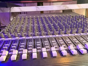 Sound Mixer 16 Channel Mackie