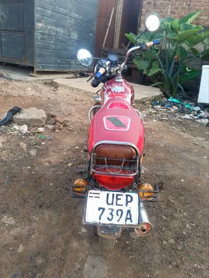 Bajaj Boxer 100 2019 Red