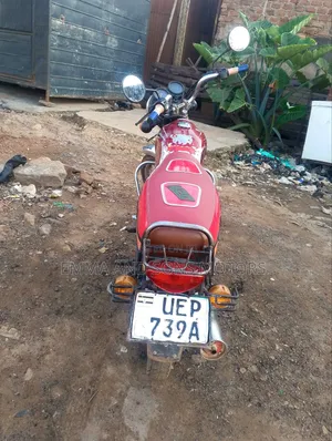 Bajaj Boxer 100 2019 Red