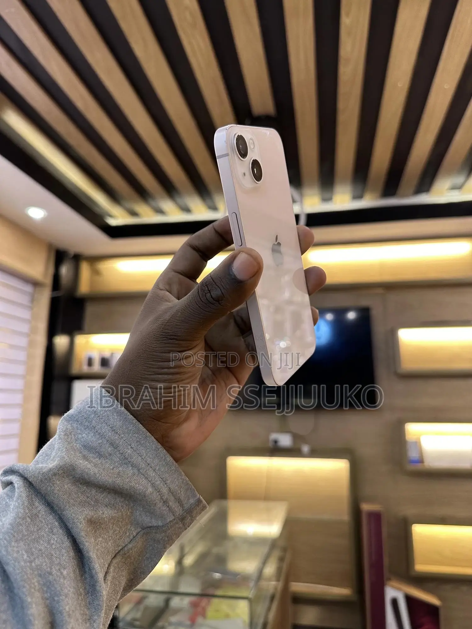 Apple iPhone 13 128 GB White