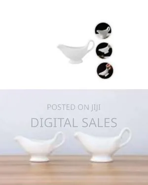 6-Piece Set of Classic White Ceramic Gravy Boats - Multicolor, 100ml