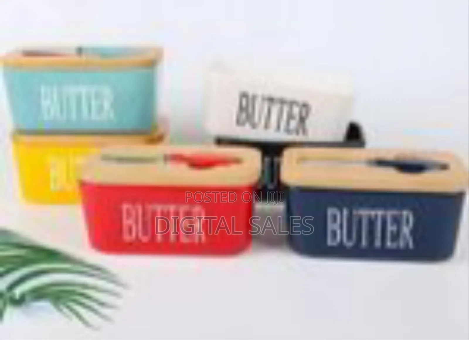 Ceramic Butter Dish With Wooden Lid and Knife