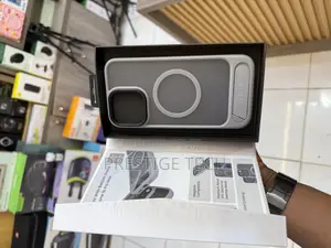 Levelo Matteo Case With Bottom Stand For 17 Pro Max And 16 Pro Max