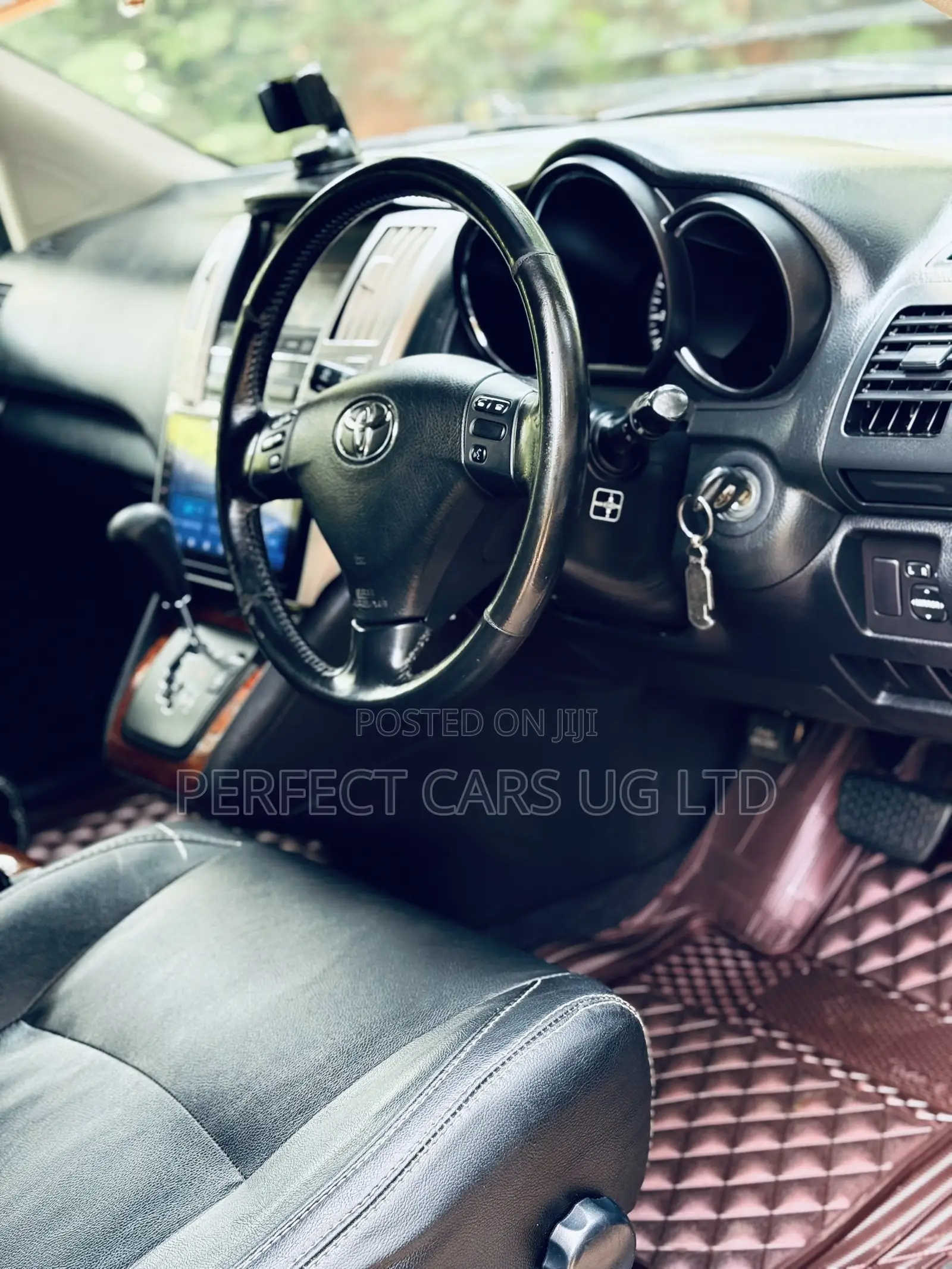 Toyota Harrier 2.4 2012 Black