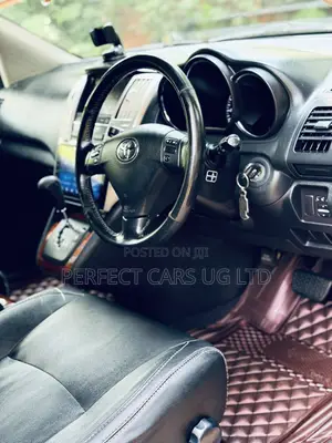 Toyota Harrier 2.4 2012 Black