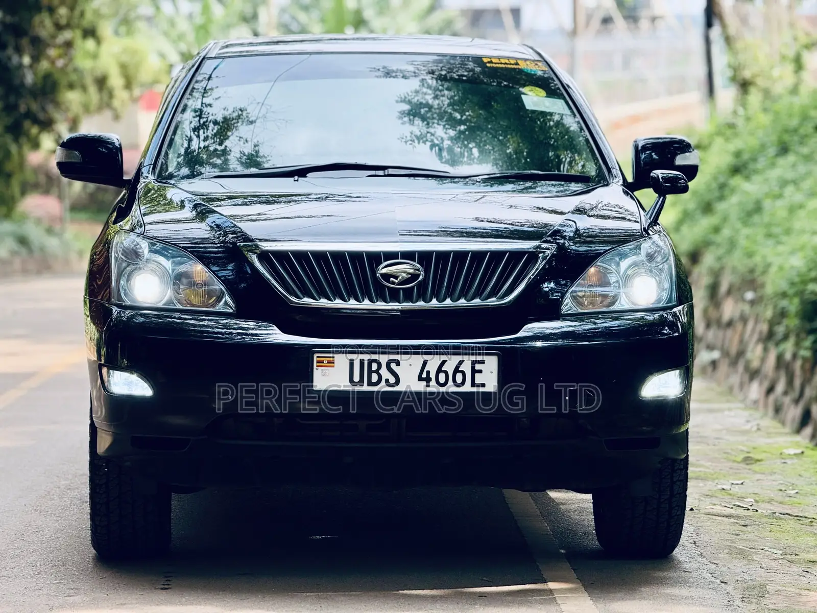 Toyota Harrier 2.4 2012 Black