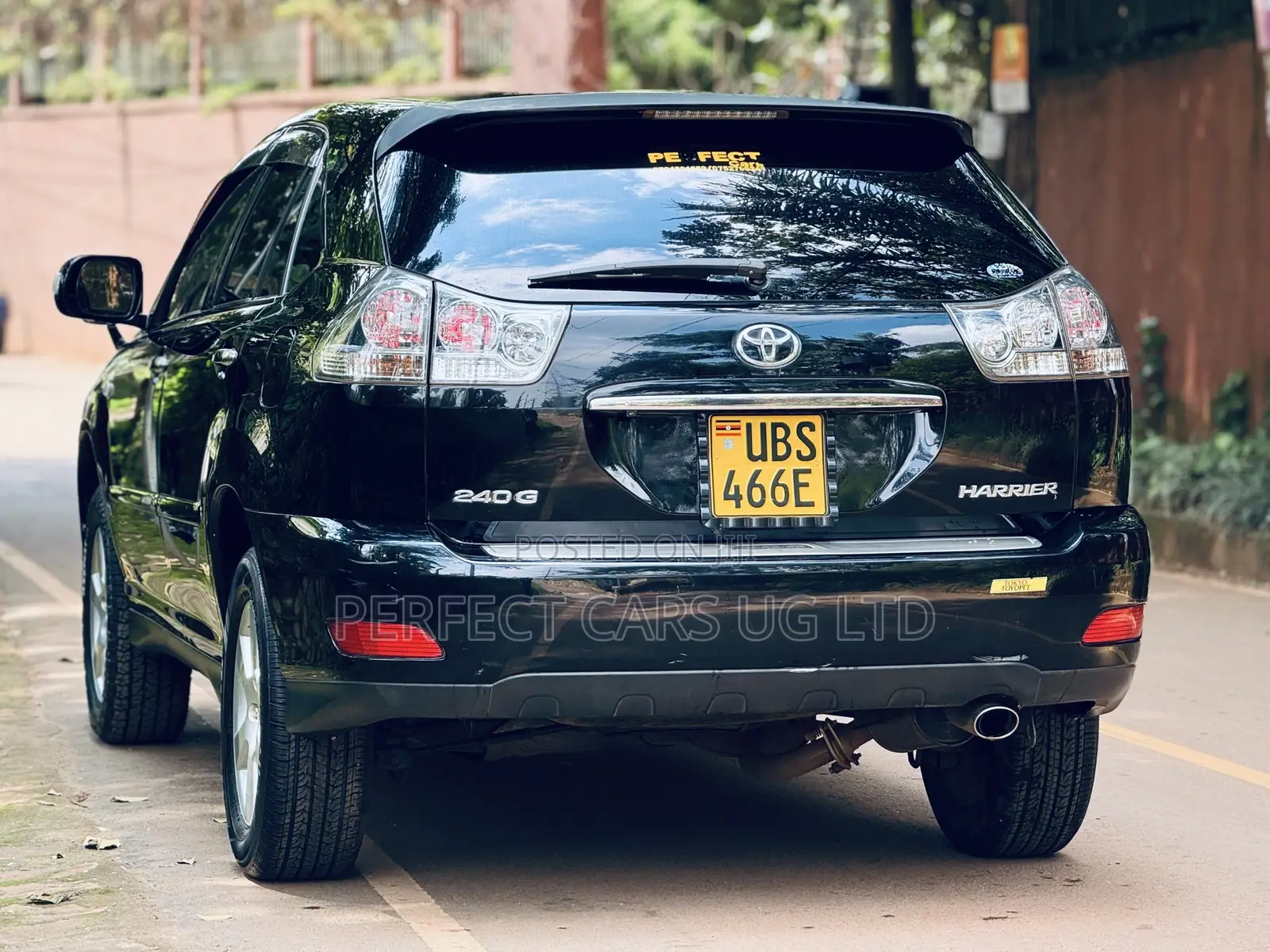 Toyota Harrier 2.4 2012 Black