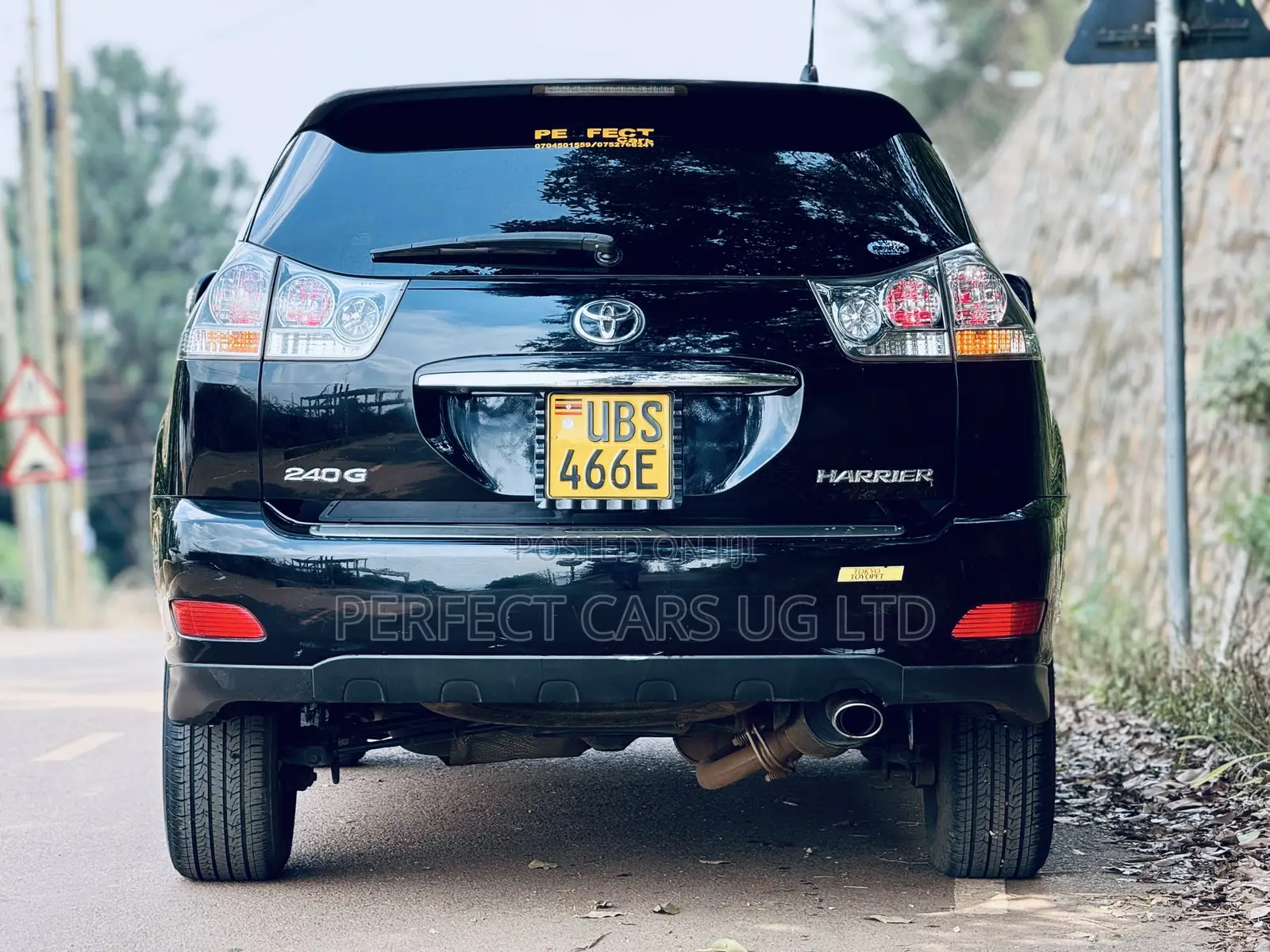 Toyota Harrier 2.4 2012 Black