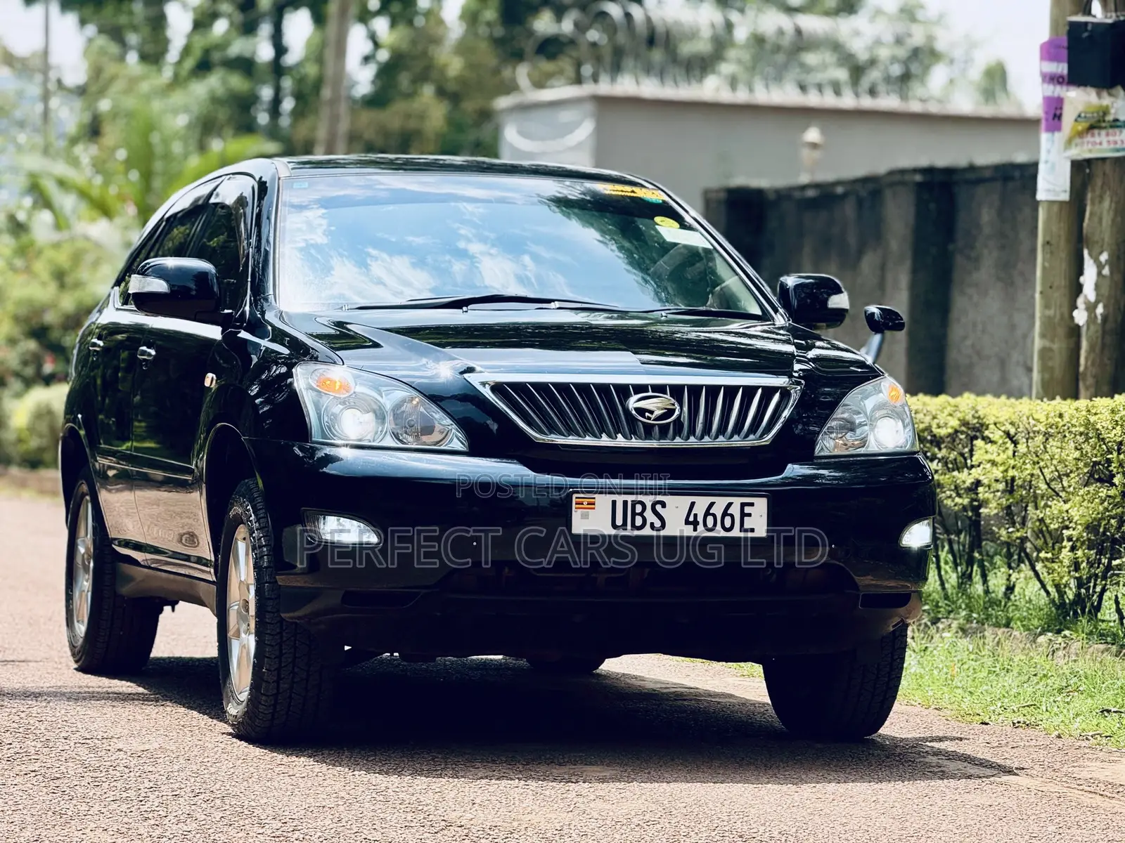 Toyota Harrier 2.4 2012 Black