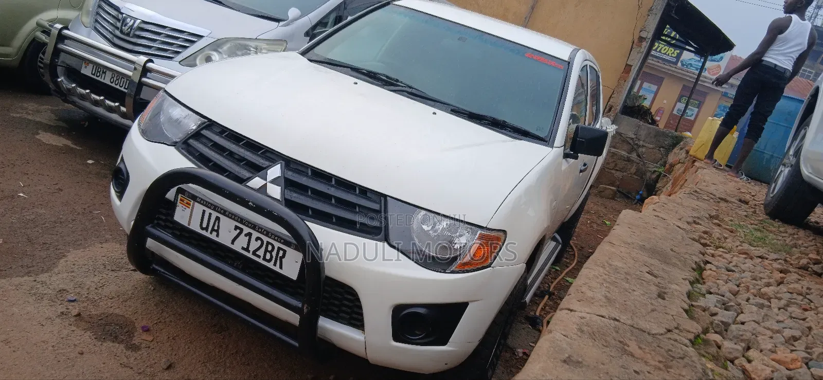 Mitsubishi L200 Double Cab 2.5 136hp 4WD 2009 White
