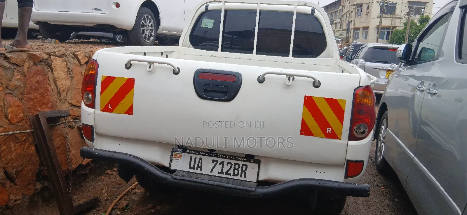 Mitsubishi L200 Double Cab 2.5 136hp 4WD 2009 White