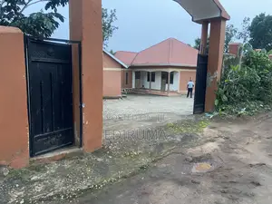 Furnished 4bdrm House in Goma for sale