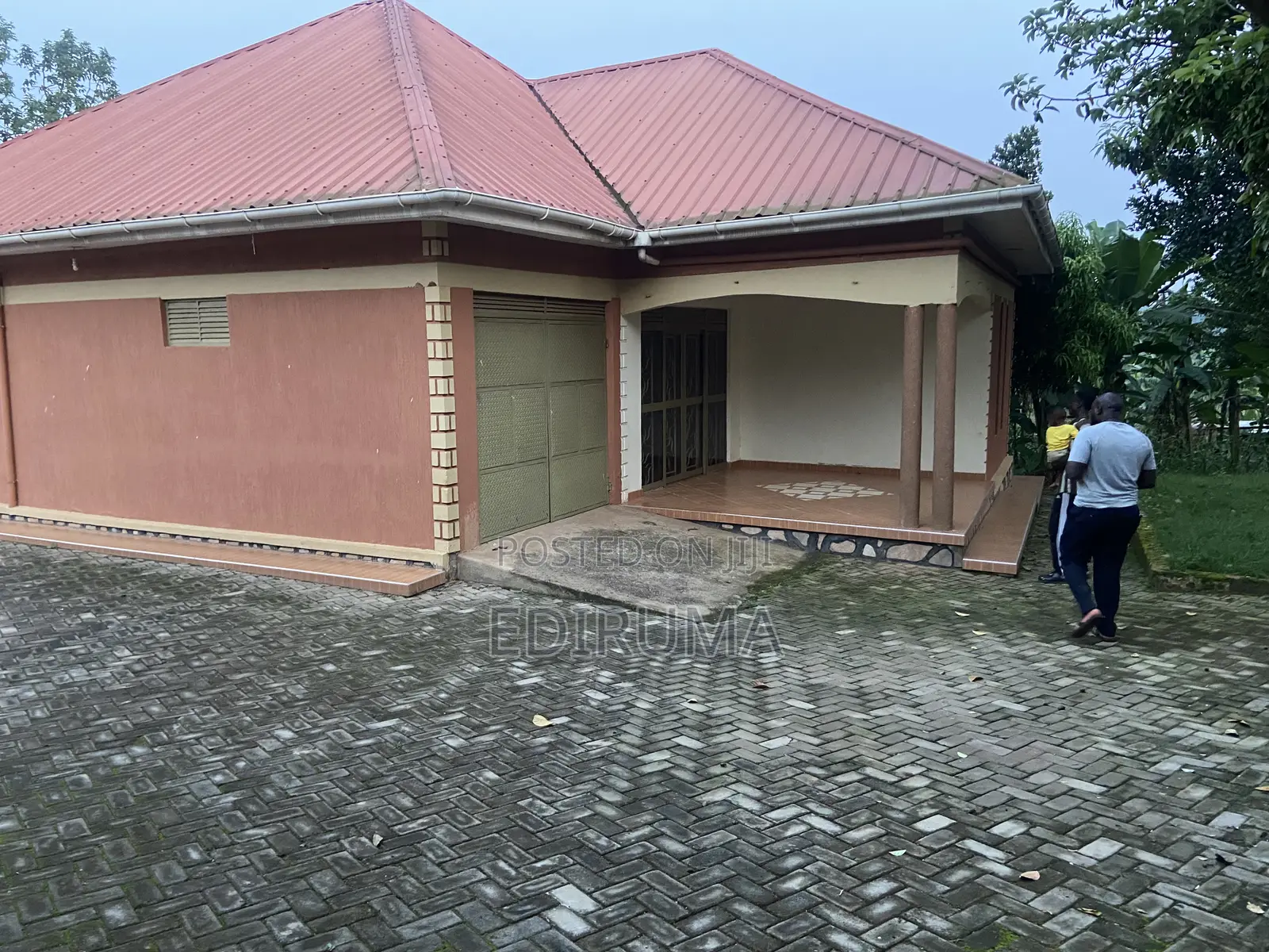 Furnished 4bdrm House in Goma for sale
