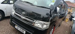 Toyota HiAce 2011 Black