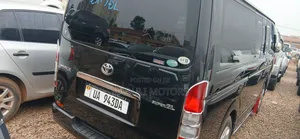 Toyota HiAce 2011 Black