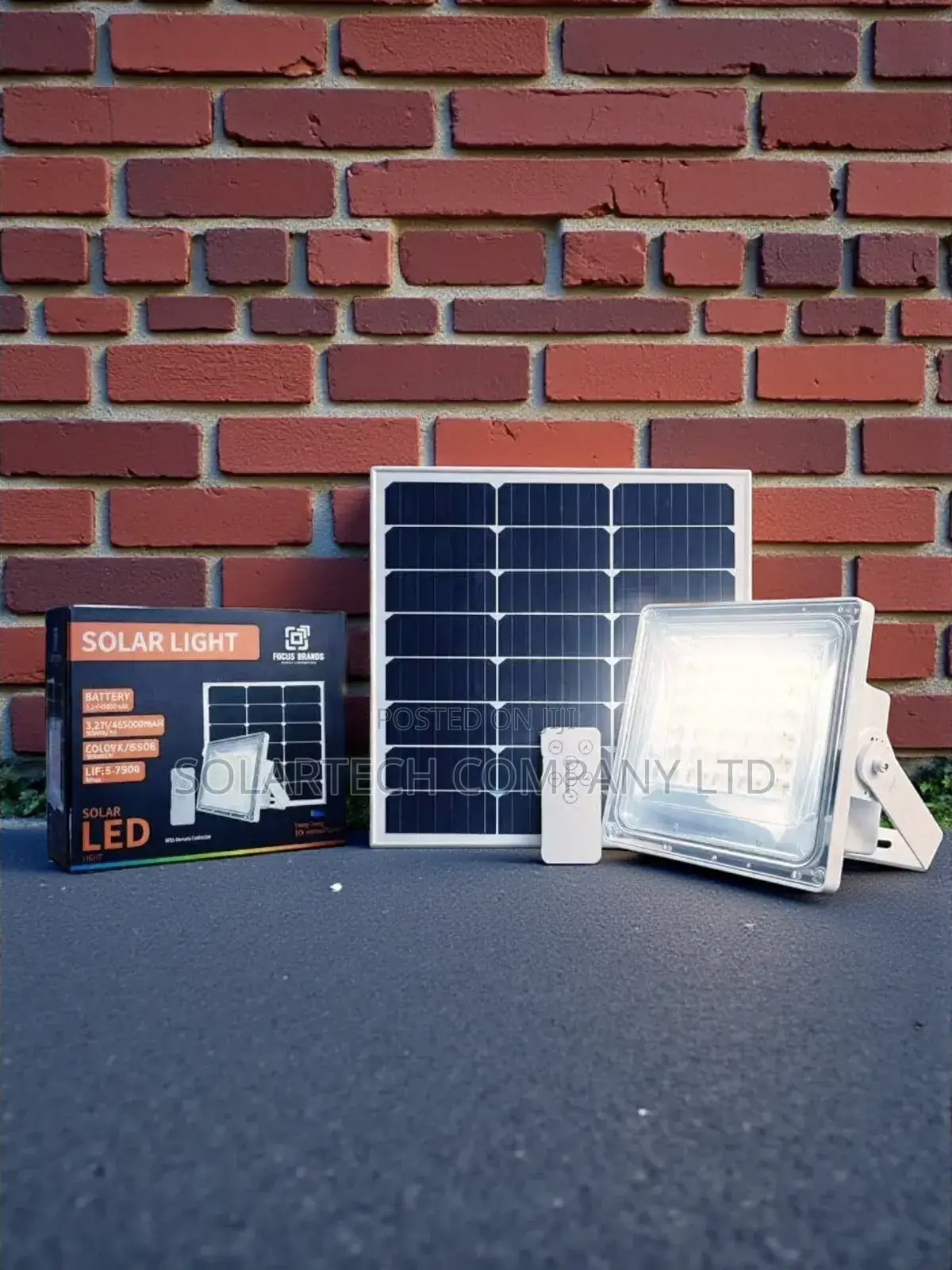 Wawa 400w Heavy-Duty Blue Carbon Solar Flood Light