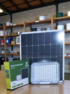 SFL 500w Blue Carbon Solar Flood Light – 20 Years Lifespan