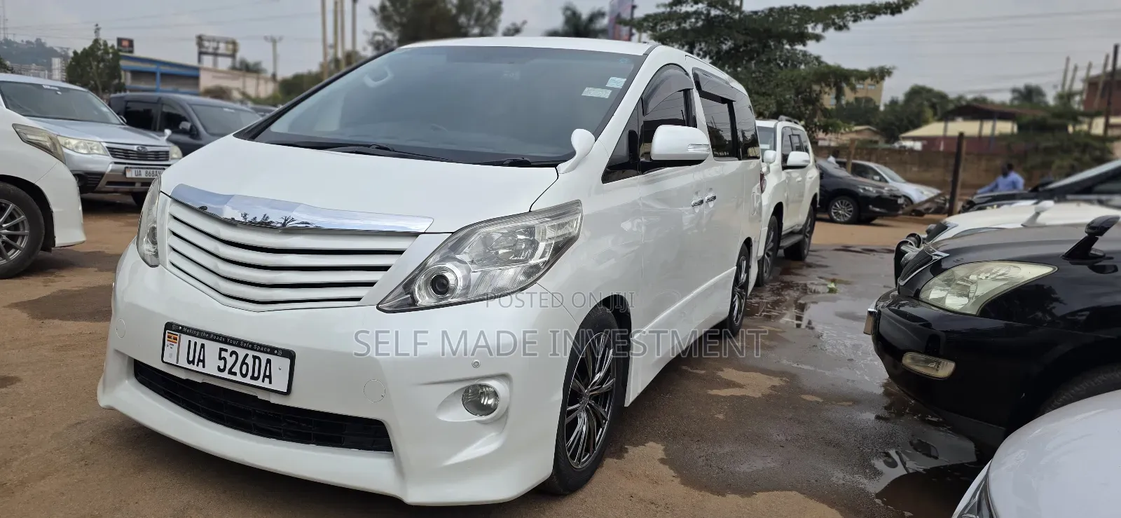 Toyota Alphard 2011 White