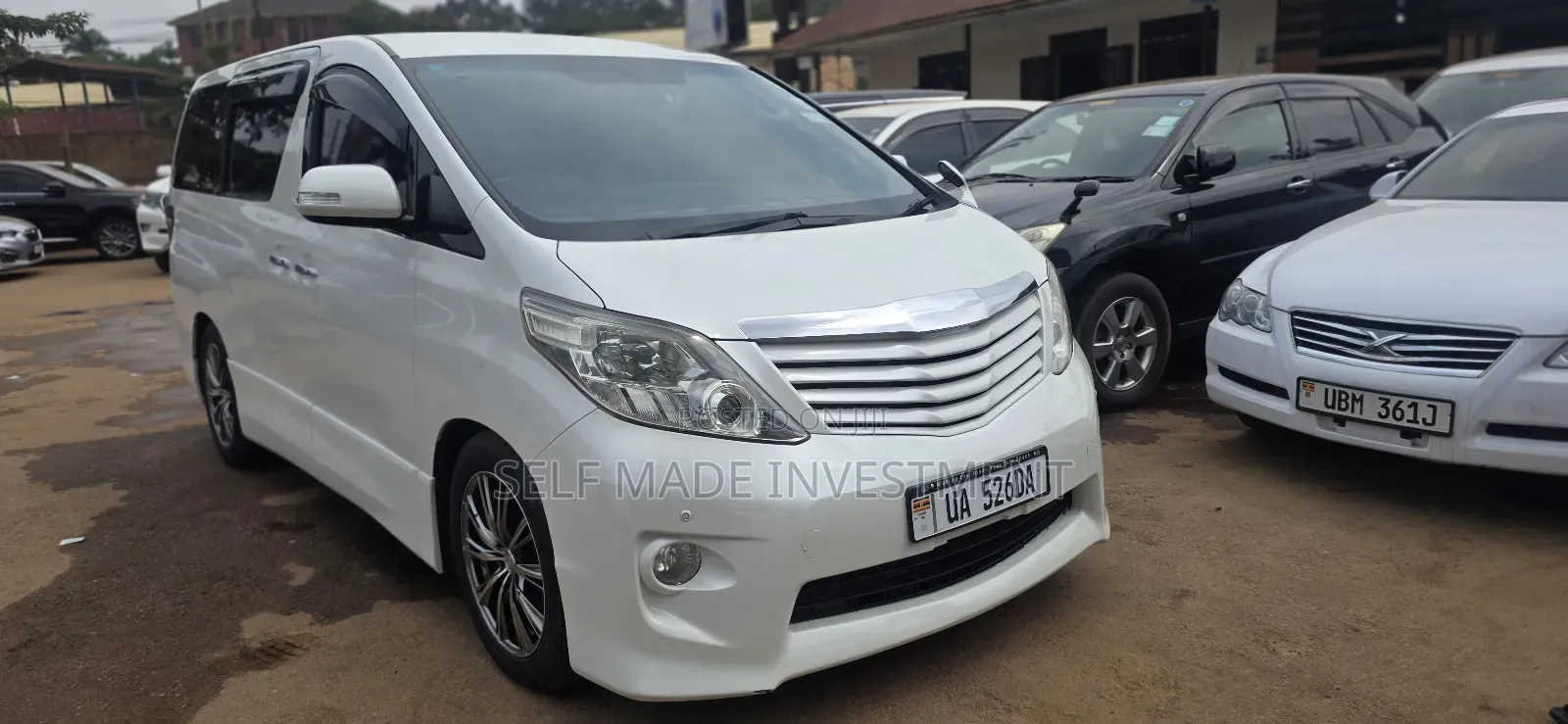 Toyota Alphard 2011 White