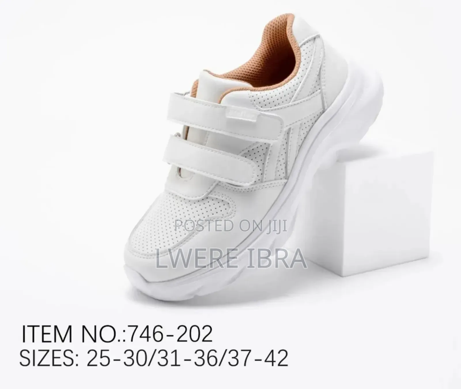 White Canvas School Sheos