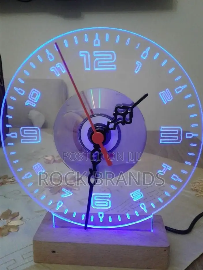 Illusion Clocks