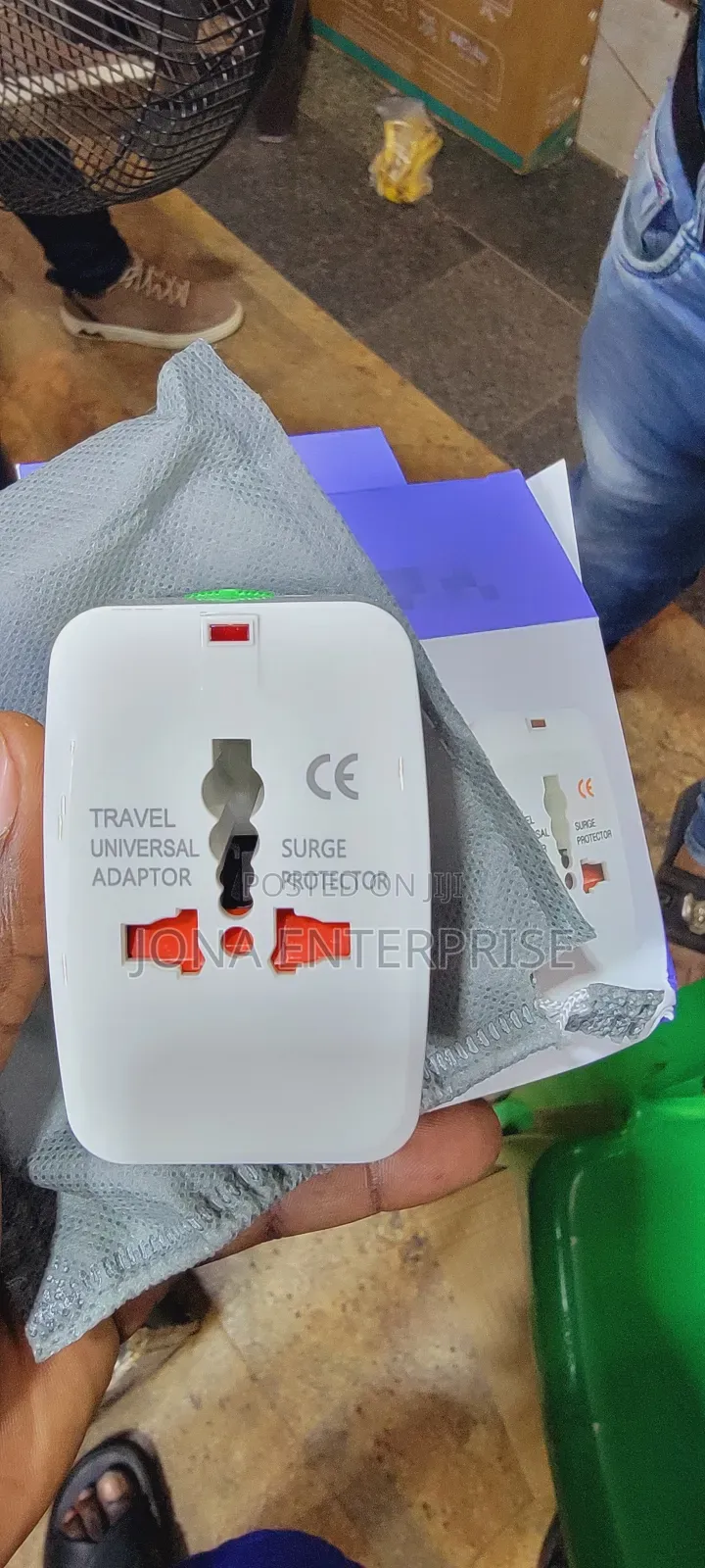 International Adaptor