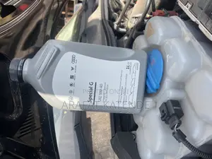 Engine Oil and Transmission Fluid for Volkswagen and Audi