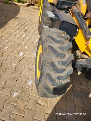 JCB Back Hoe 3dx