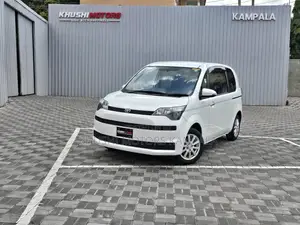 Toyota Spade 1.5 2012 White