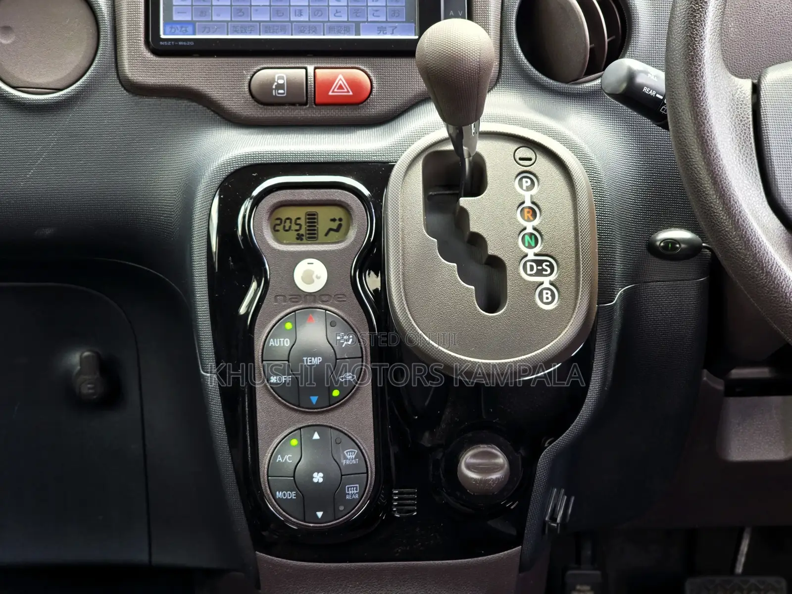 Toyota Spade 1.5 2012 White