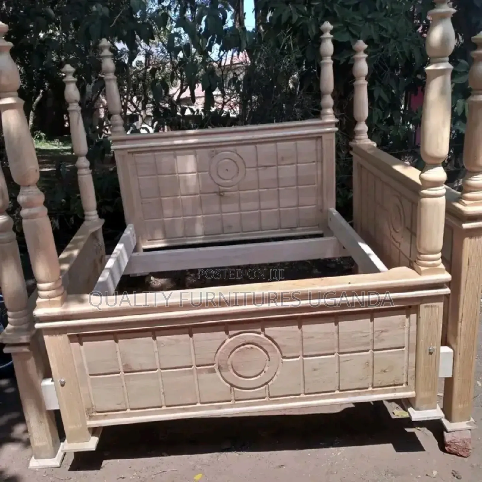 Natural Colored 5*6 Netpoles/Tile Bed