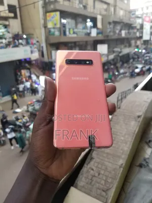 New Samsung Galaxy S10 Plus 128 GB Orange