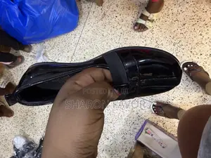 Shinny Black Shoes