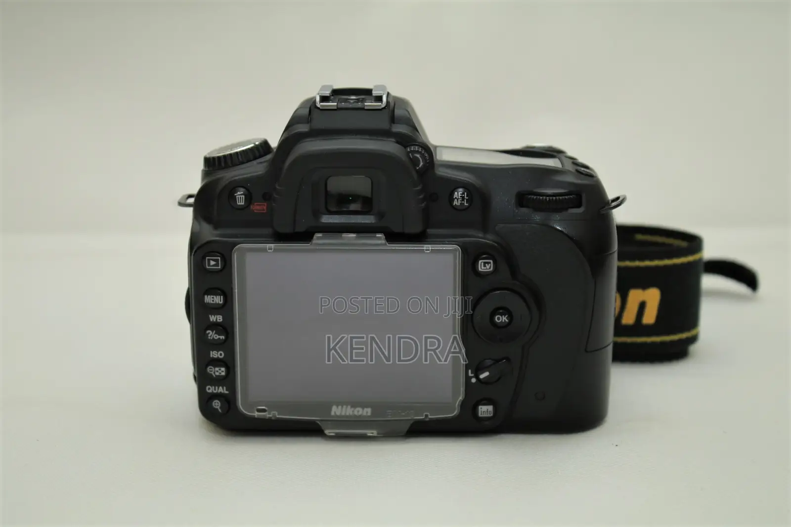 Nikon D90 + 18-105vr