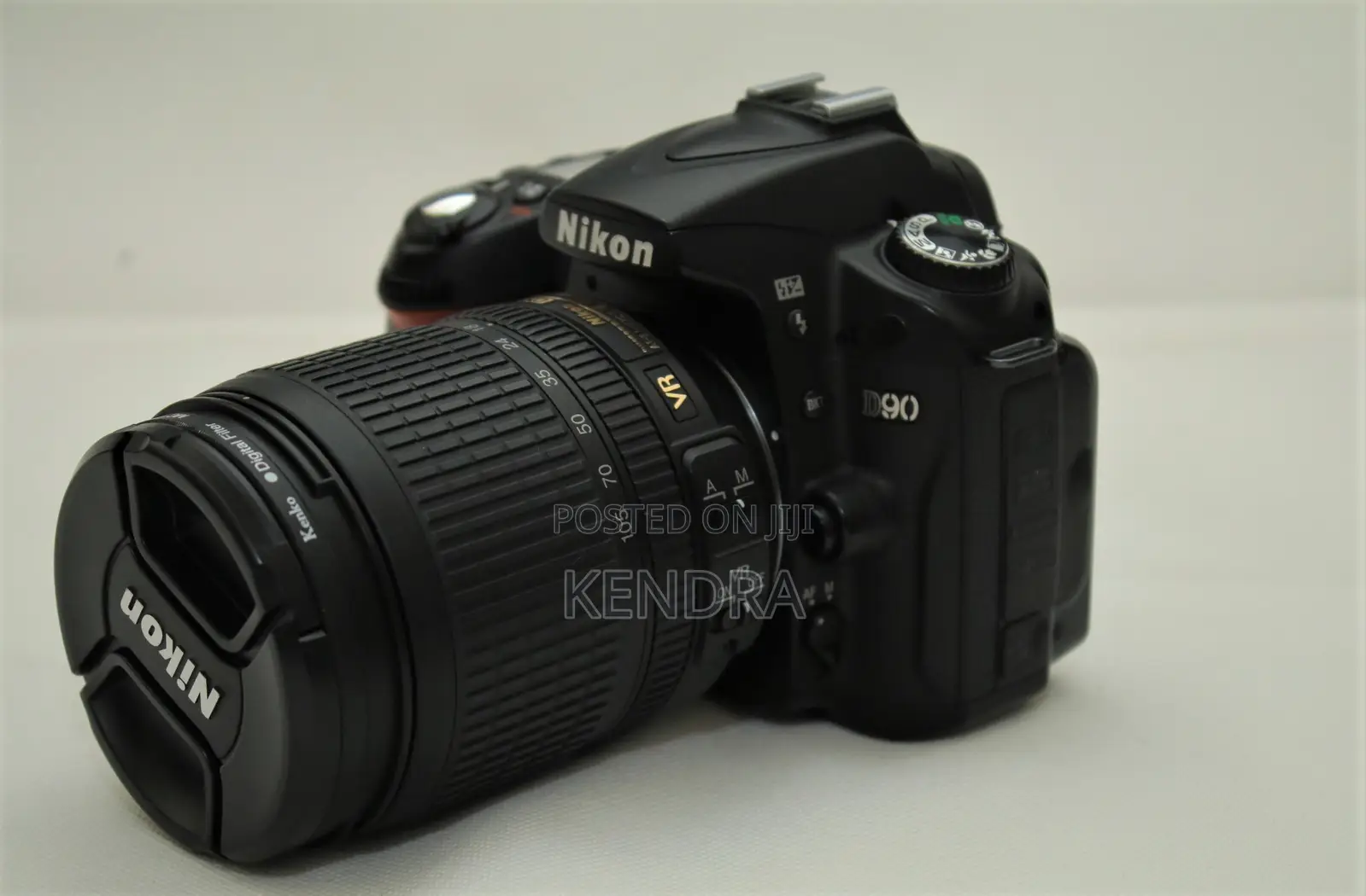 Nikon D90 + 18-105vr
