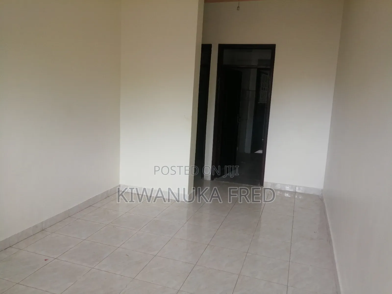 2bdrm Apartment in Next To Former, Goma for rent