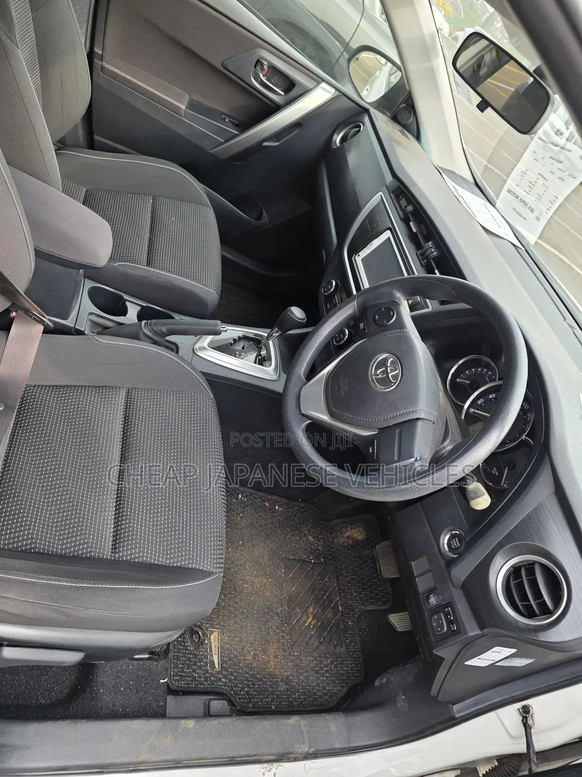 Toyota Auris 2013 White