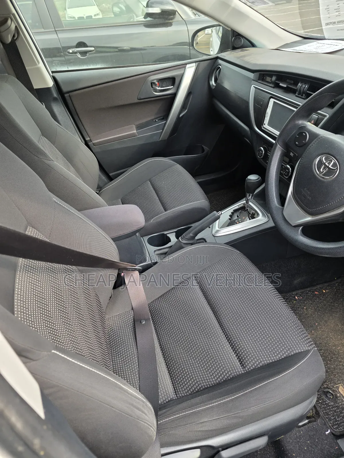 Toyota Auris 2013 White