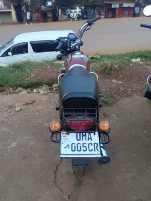 Bajaj Boxer 2025 Red