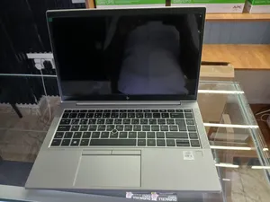 New Laptop HP EliteBook 840 8GB Intel Core 5 SSD 256GB