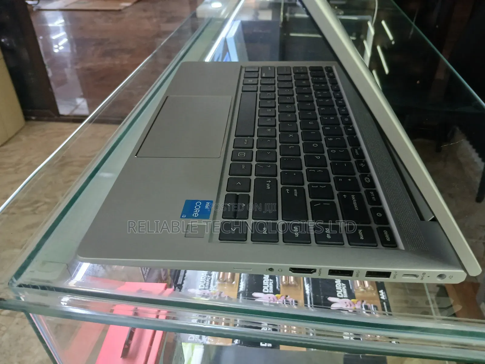 New Laptop HP ProBook 440 8GB Intel Core 3 SSD 256GB