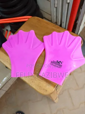 A Pair of Conquest Webbed Swimming Gloves.