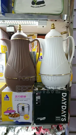 Daydays Vacuum Flasks.