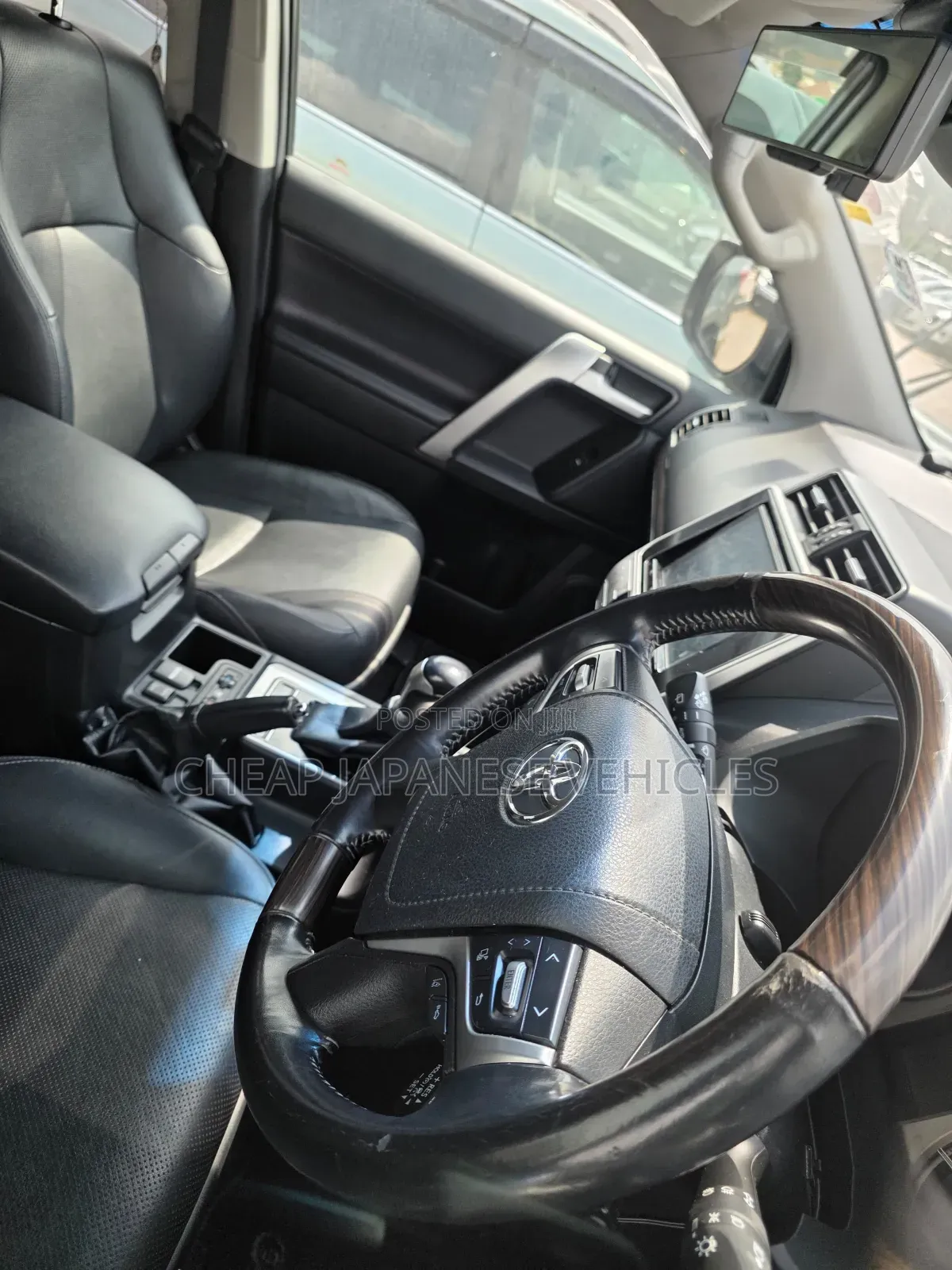 Toyota Land Cruiser Prado 2.8 2018 White