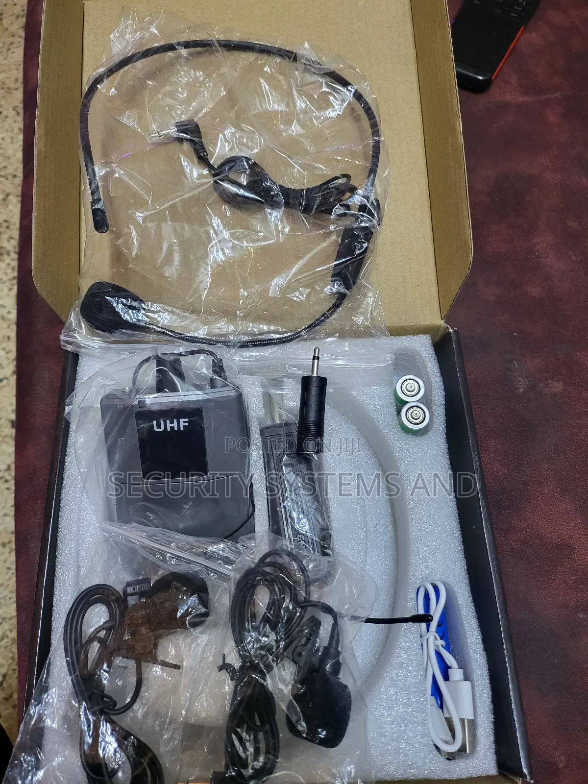 Wireless Head Microphone With 2 Collar Mics -Single Reciever