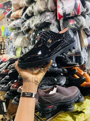 Black Shining Laces Oxfords Chunky Sole Available 40-45