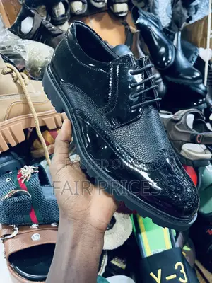 Shinny Leather Oxfords Black Rubber Sole