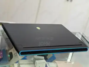 Laptop Dell Alienware M15 R6 16GB Intel Core I7 SSHD (Hybrid) 512GB