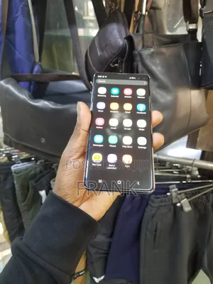 New Samsung Galaxy S10 Plus 128 GB Black